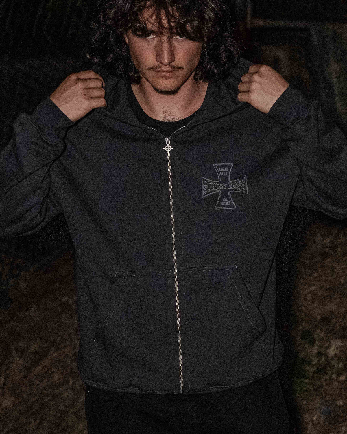 DEUS VULT ZIP-UP HOODIE