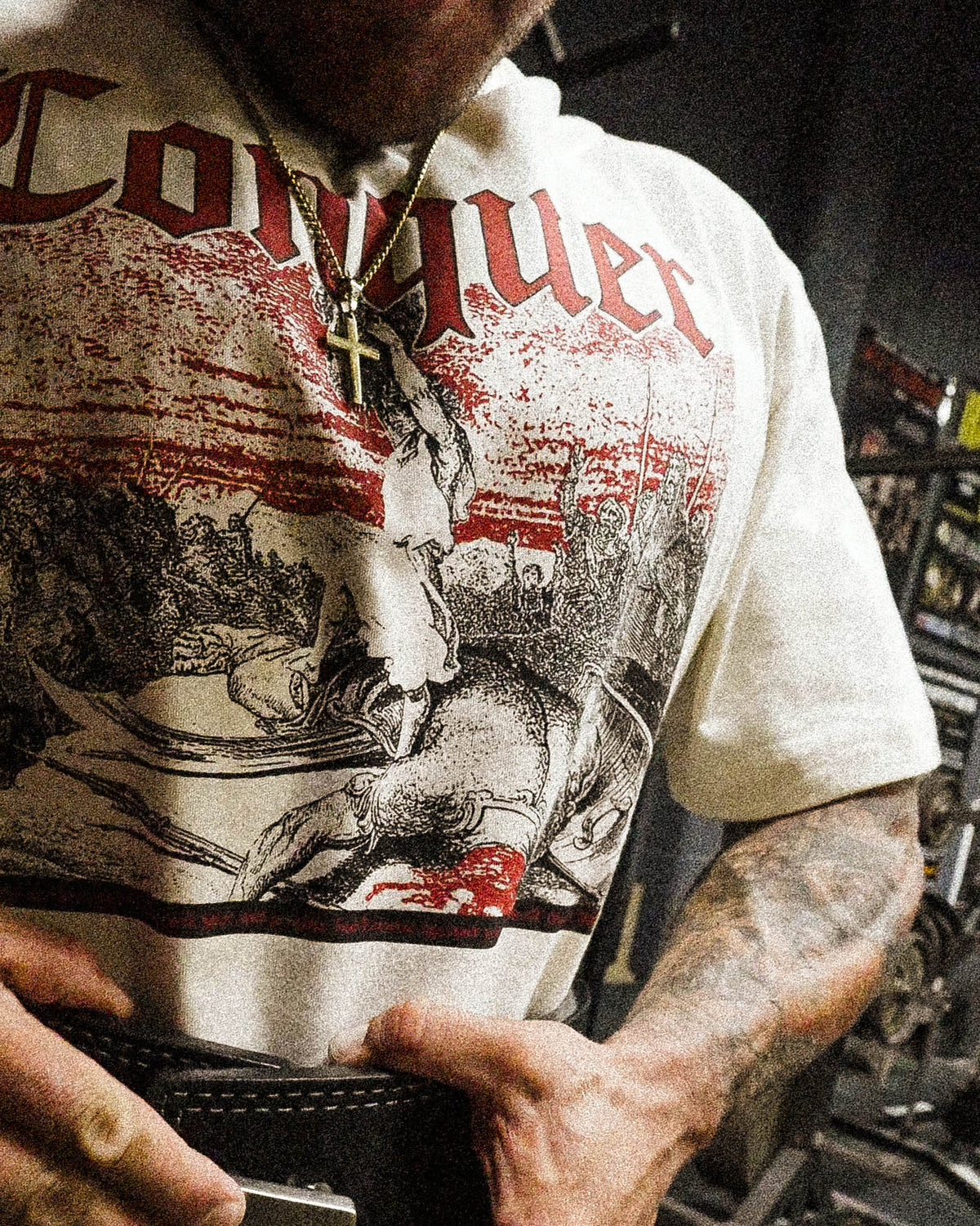 CONQUER - BONE - HEAVY TEE